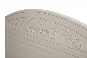 Кровать "Каролина" (вудлайн кремовый/Сандал белый/патина/ортопед/1600) в Тевризе - tevriz.katalogmebeli.com | фото 6