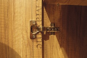 Шкаф для белья «Пилигрим» (Дуб Каньон светлый, Фон серый) в Тевризе - tevriz.katalogmebeli.com | фото 6