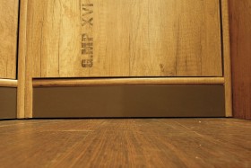Шкаф для белья «Пилигрим» (Дуб Каньон светлый, Фон серый) в Тевризе - tevriz.katalogmebeli.com | фото 7